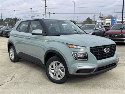 New 2026 Hyundai Venue SE