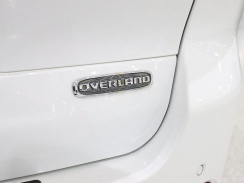 Used 2021 Jeep Grand Cherokee L Overland w/ Luxury Tech Group IV image 14