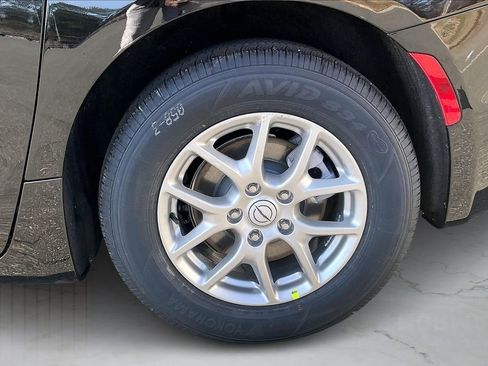 New 2026 Chrysler Pacifica Select FWD image 34