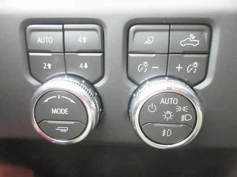 New 2026 GMC Sierra 2500 Denali Ultimate image 18