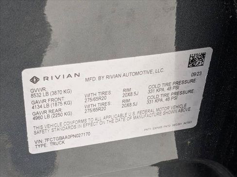 Used 2023 Rivian R1T Adventure AWD/4WD image 19