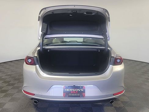 Used 2023 MAZDA MAZDA3 s FWD image 6