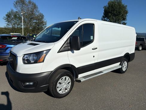 Used 2023 Ford Transit 250 Low Roof w/ Exterior Upgrade Package image 20