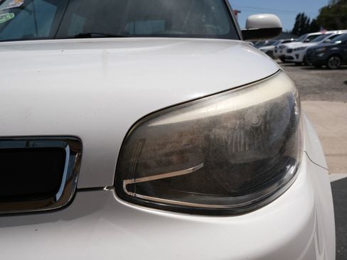 Used 2016 Kia Soul image 9