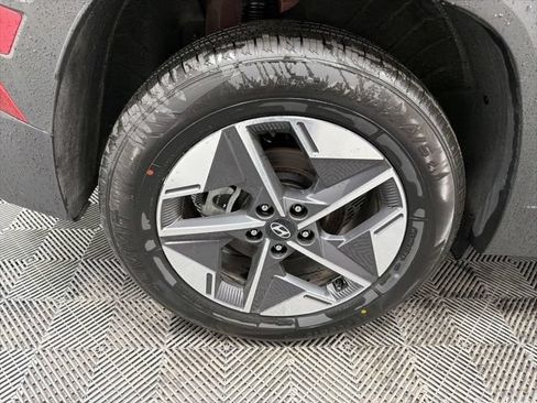 Used 2025 Hyundai Tucson SEL AWD/4WD image 8