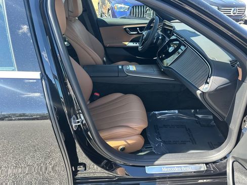 New 2026 Mercedes-Benz E 350 4MATIC Sedan image 14