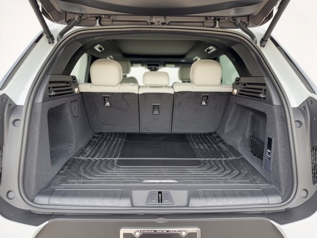 New 2027 Land Rover Range Rover Sport SE AWD/4WD image 28