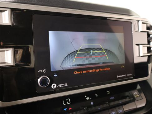 Used 2022 Toyota Tundra SR5 RWD image 6