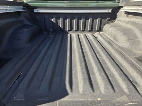 Used 2023 Nissan Frontier SV w/ SV Convenience Package image 33