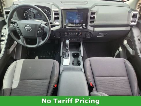 Used 2022 Nissan Frontier SV w/ Technology Package RWD image 26