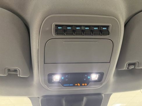 New 2026 Ford F250 XL w/ XL Chrome Package image 18