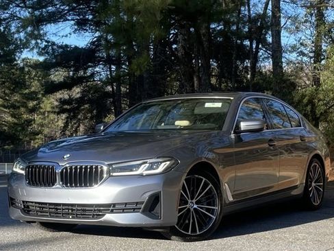 Used 2021 BMW 530i w/ Convenience Package image 1