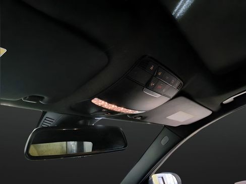 Used 2018 Mercedes-Benz C 300 4MATIC Sedan w/ Premium Package image 18