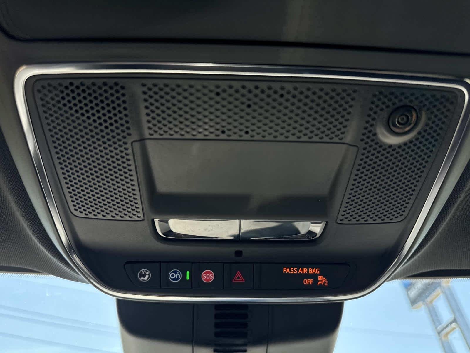 New 2027 Chevrolet Traverse RS w/ LPO, Floor Liner Package FWD image 15