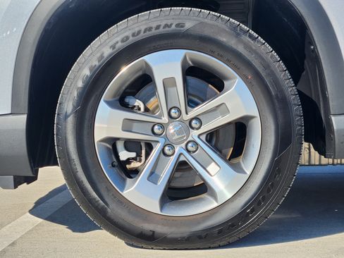 Certified 2025 Honda Pilot EX-L image 11