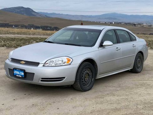 Used 2013 Chevrolet Impala LT w/ LT Sunroof Package image 4