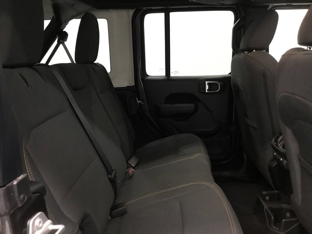 Used 2025 Jeep Wrangler Unlimited Sport AWD/4WD image 19