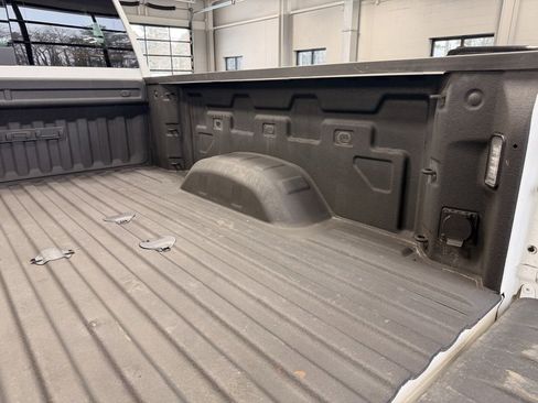 Used 2024 GMC Sierra 3500 Denali w/ Denali Reserve Package image 10