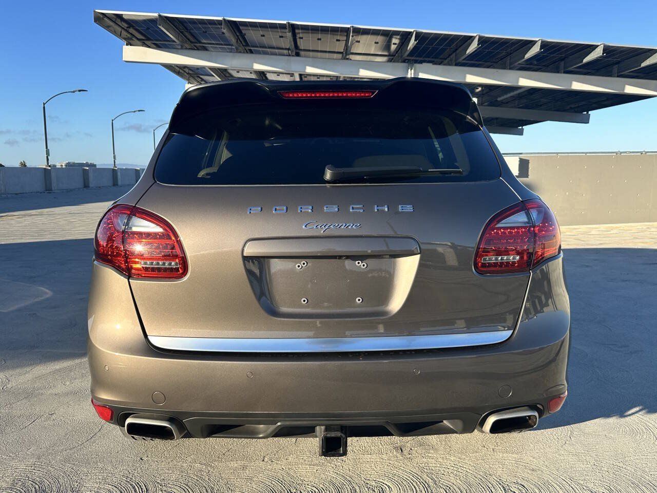 Used 2012 Porsche Cayenne AWD/4WD image 10