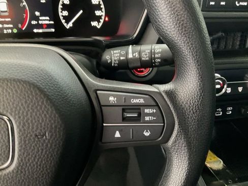 Certified 2025 Honda CR-V EX image 12