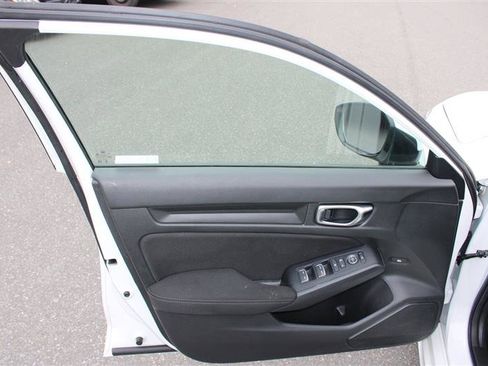 Used 2024 Honda Civic LX image 9