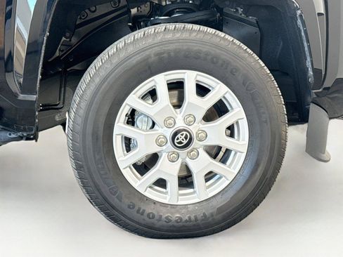 Used 2026 Toyota Tacoma SR5 AWD/4WD image 37