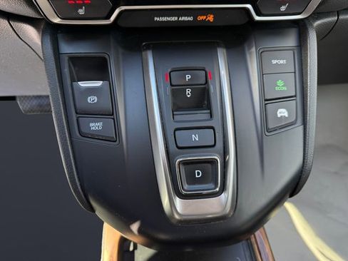 Used 2022 Honda CR-V Touring image 11