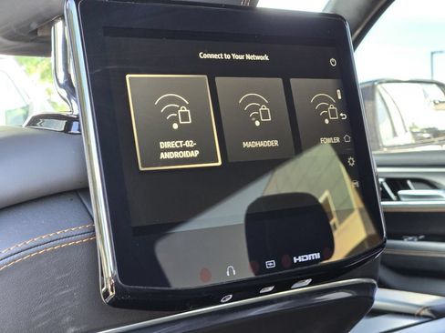 Used 2024 Jeep Grand Wagoneer Series III w/ Rear Seat Video Group 1 AWD/4WD image 29