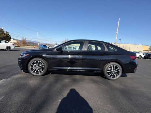 New 2026 Volkswagen Jetta Sport image 9