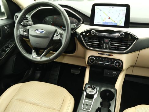 Used 2020 Ford Escape SEL FWD image 10