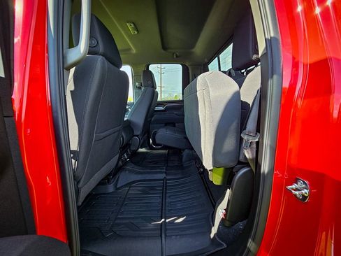New 2026 GMC Sierra 3500 SLE w/ SLE Value Package AWD/4WD image 33