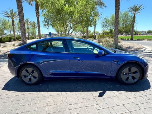 Used 2022 Tesla Model 3 Long Range AWD/4WD image 2