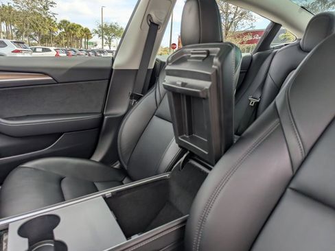 Used 2023 Tesla Model 3 Standard Range image 19