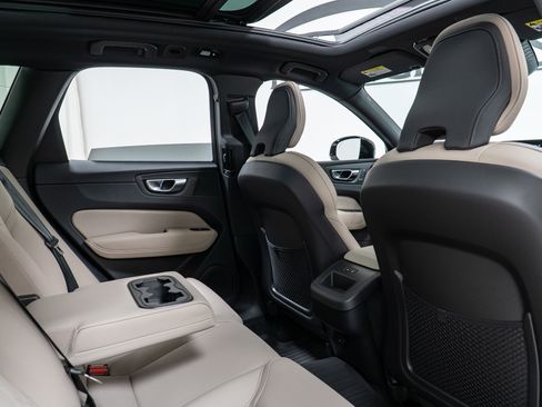 New 2026 Volvo XC60 B5 Plus w/ Climate Package image 23