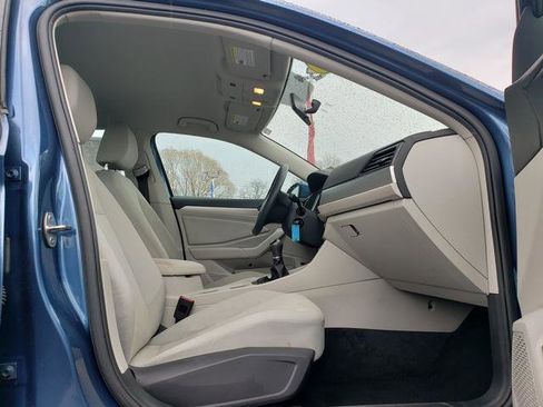 Used 2019 Volkswagen Jetta S w/ Driver Assistance Package image 16