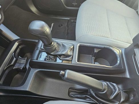 Used 2019 Toyota Tacoma SR w/ SR Convenience Package image 19