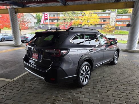 Used 2024 Subaru Outback Limited image 5