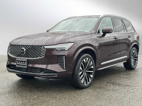 Certified 2025 Volvo XC90 T8 Ultra image 7