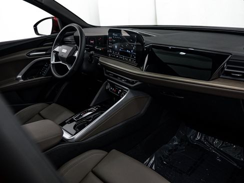Used 2025 Audi Q5 Premium Plus w/ Premium Plus AWD/4WD image 8