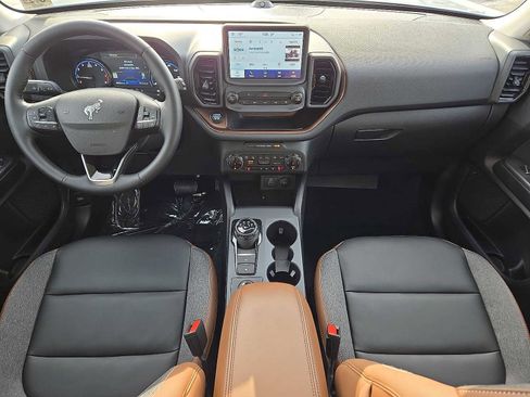 Used 2024 Ford Bronco Sport Outer Banks w/ Tech Package image 10