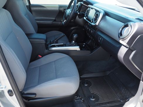 Used 2023 Toyota Tacoma SR5 w/ Technology Package image 20