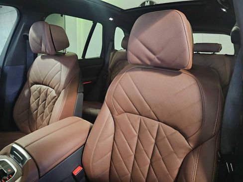 New 2026 BMW X5 xDrive40i w/ M Sport Package AWD/4WD image 33