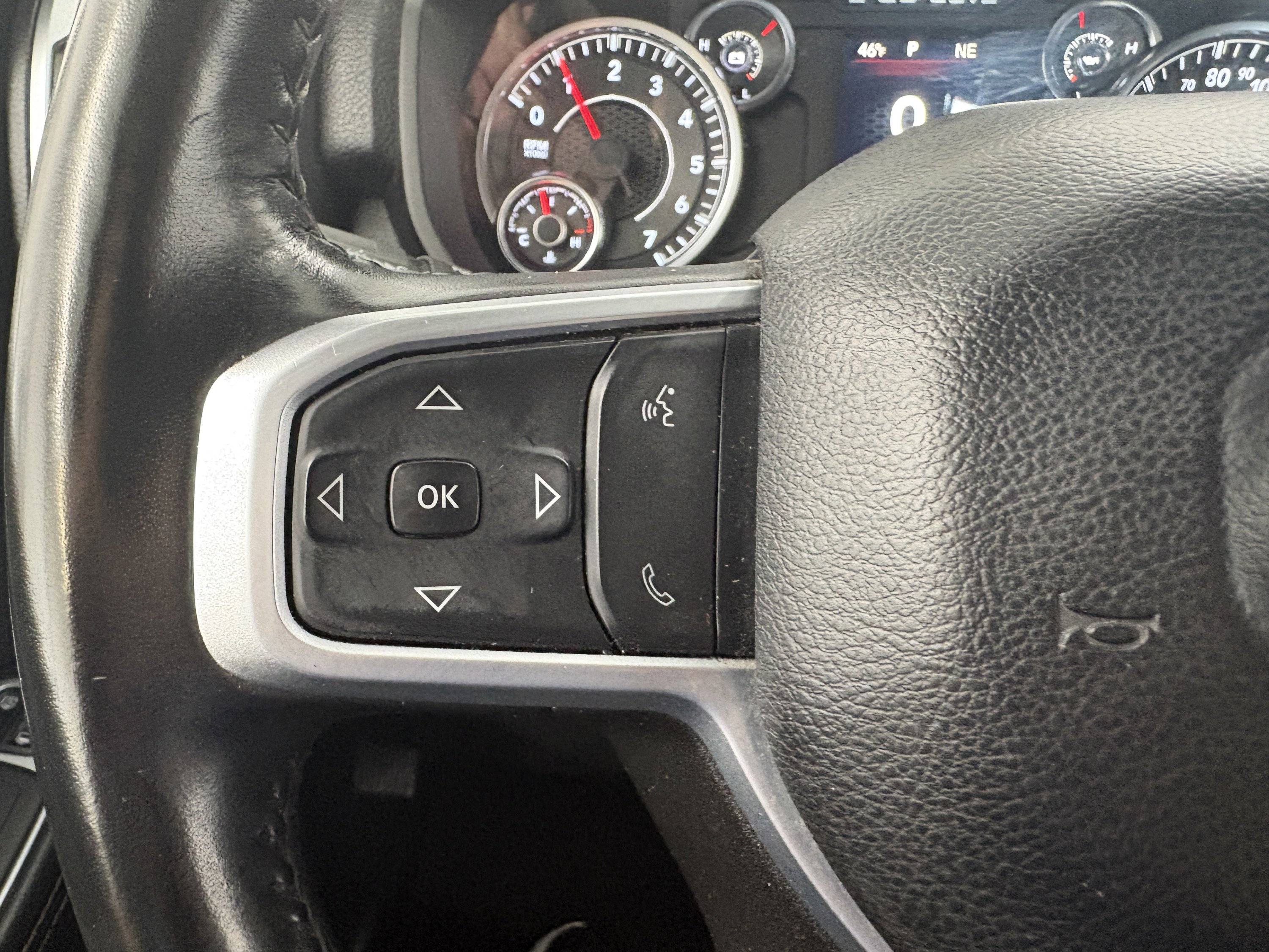 Used 2024 RAM 2500 Big Horn AWD/4WD image 30