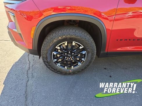 New 2026 Chevrolet Traverse Z71 w/ Enhanced Driving Package image 13