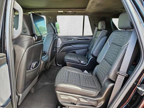 Used 2024 Cadillac Escalade V AWD/4WD image 21