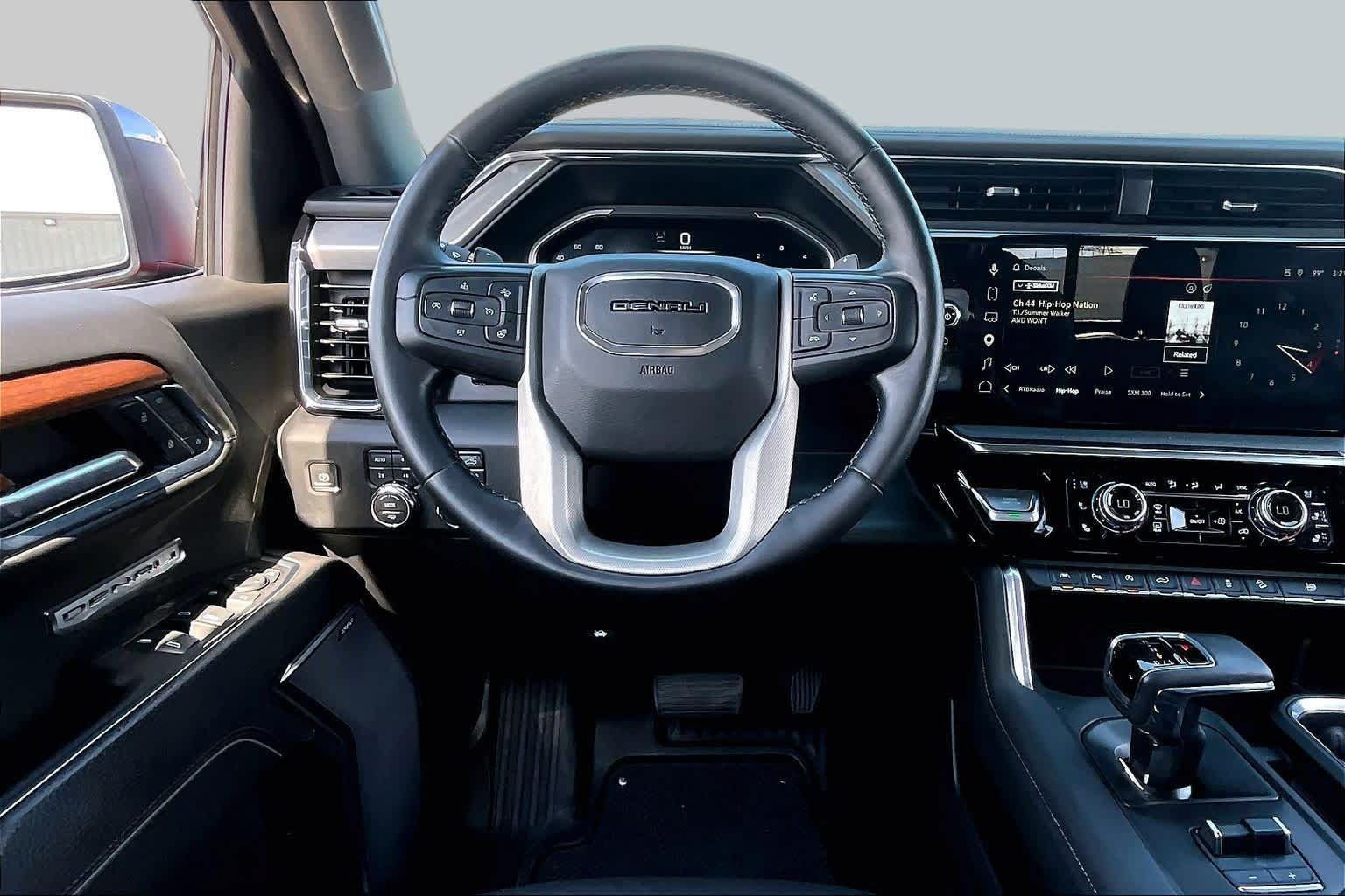 Used 2023 GMC Sierra 1500 Denali w/ Denali Reserve Package AWD/4WD image 6