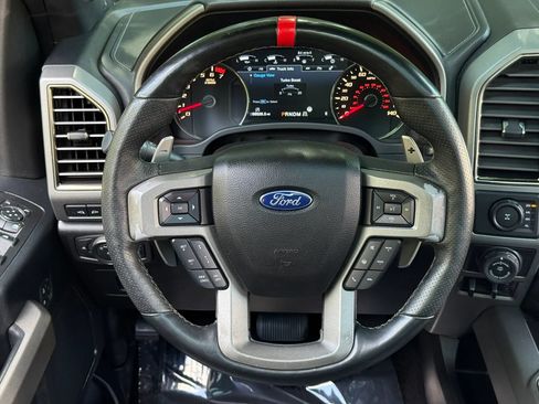 Used 2017 Ford F150 Raptor w/ Equipment Group 802A Luxury AWD/4WD image 17