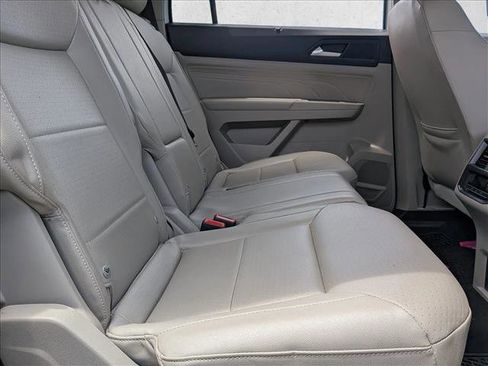 Used 2021 Volkswagen Atlas SE FWD image 13