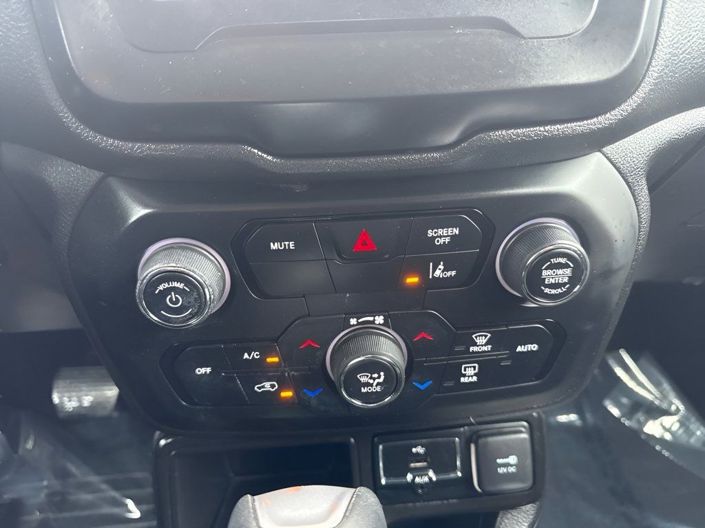 Used 2021 Jeep Renegade Sport FWD image 10