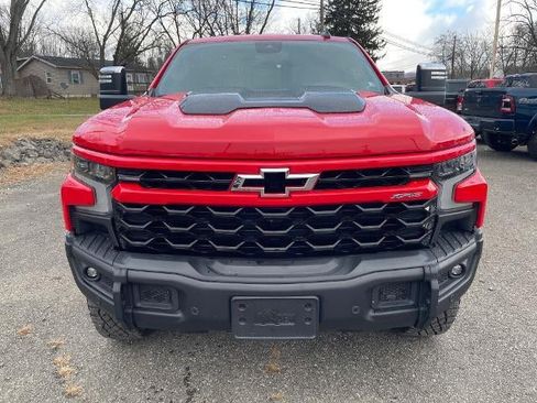 Used 2024 Chevrolet Silverado 1500 ZR2 w/ ZR2 Bison Edition AWD/4WD image 3